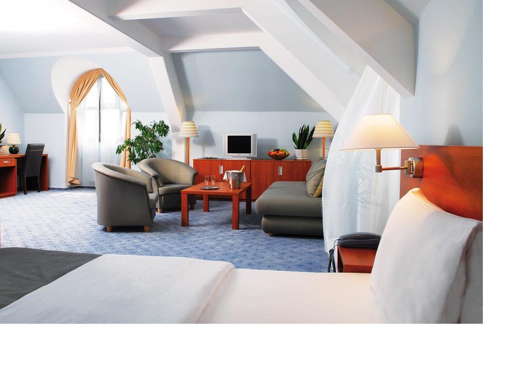 Na Zamecku Hotel Praha